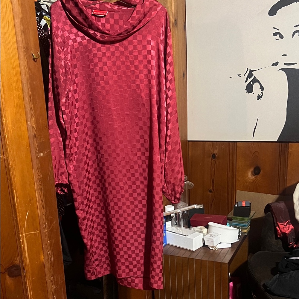 Elegant Red Checkered Dress